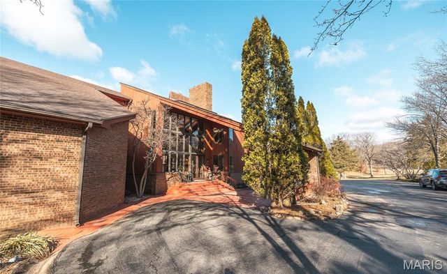 10335 Stoltz Drive, Rolla, MO 65401