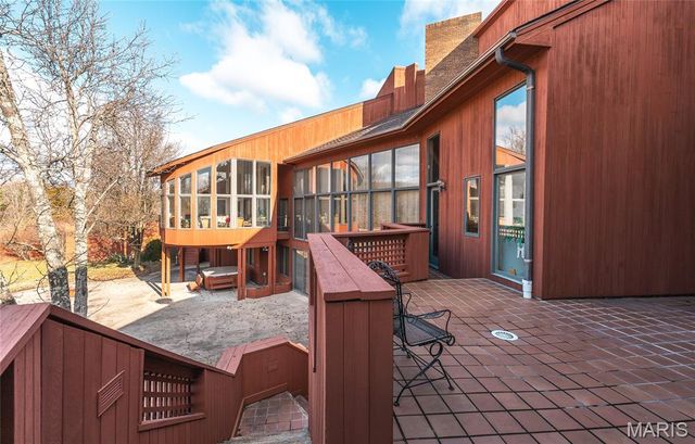 10335 Stoltz Drive, Rolla, MO 65401