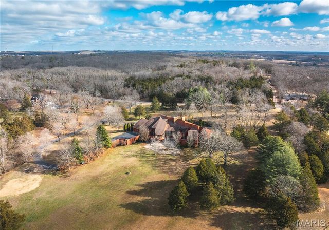 10335 Stoltz Drive, Rolla, MO 65401