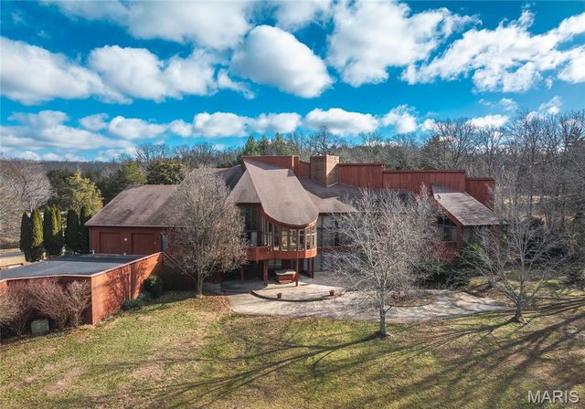 10335 Stoltz Drive, Rolla, MO 65401