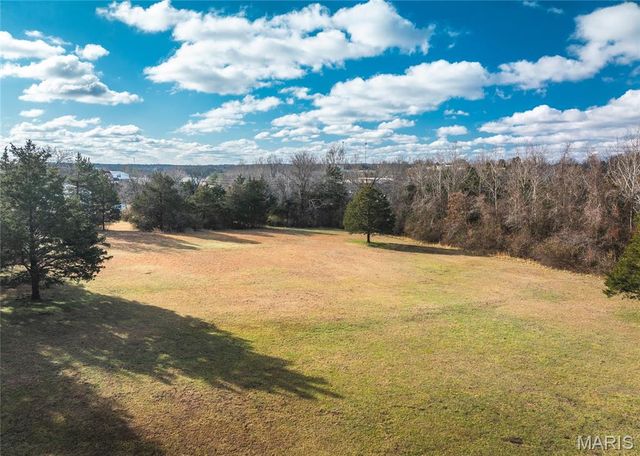 10335 Stoltz Drive, Rolla, MO 65401