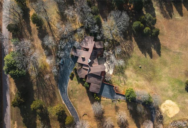 10335 Stoltz Drive, Rolla, MO 65401