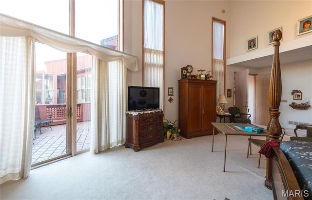 10335 Stoltz Drive, Rolla, MO 65401