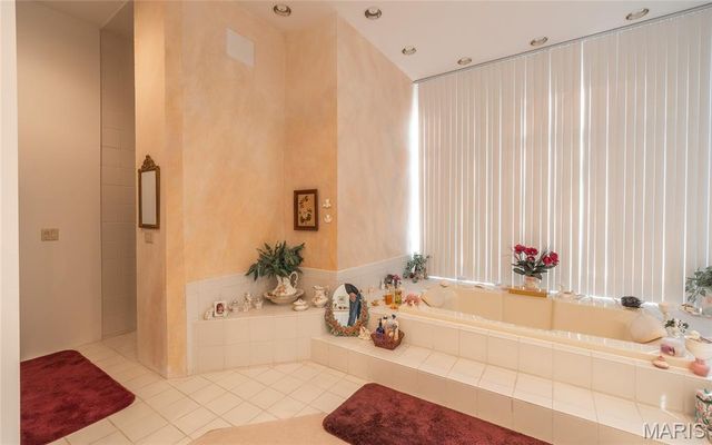 10335 Stoltz Drive, Rolla, MO 65401