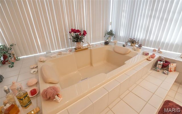 10335 Stoltz Drive, Rolla, MO 65401