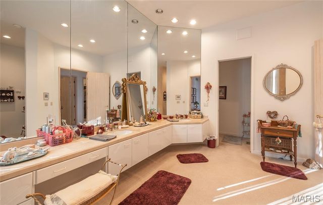 10335 Stoltz Drive, Rolla, MO 65401