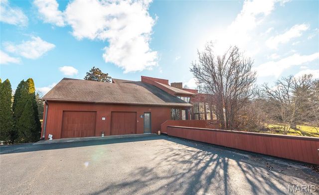 10335 Stoltz Drive, Rolla, MO 65401