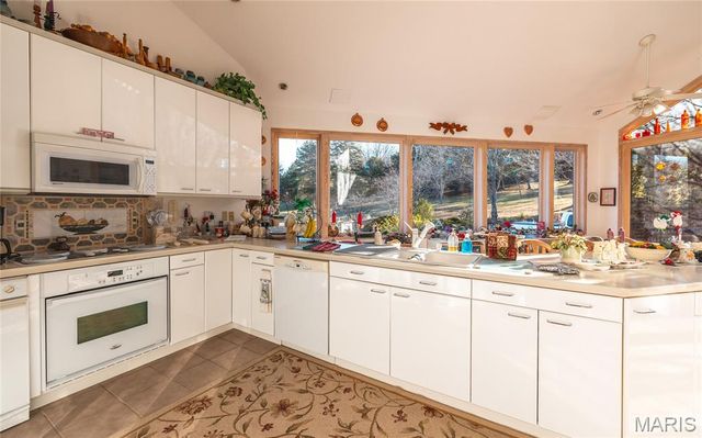 10335 Stoltz Drive, Rolla, MO 65401