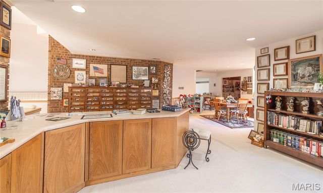 10335 Stoltz Drive, Rolla, MO 65401