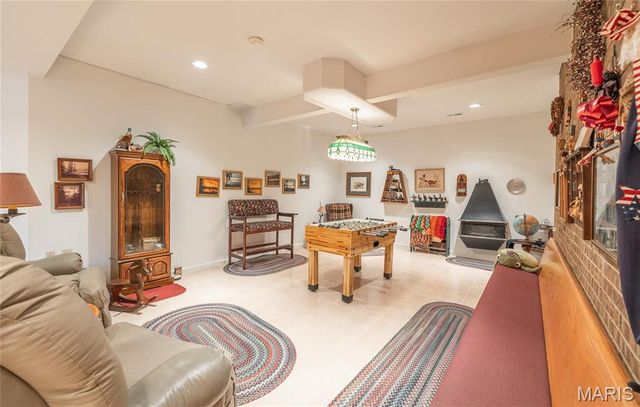 10335 Stoltz Drive, Rolla, MO 65401