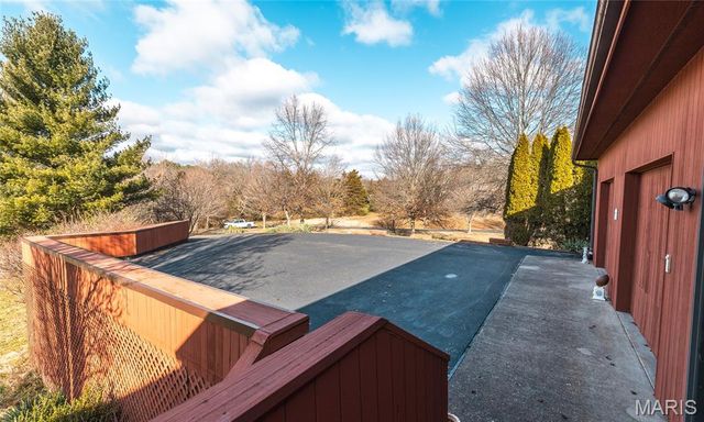 10335 Stoltz Drive, Rolla, MO 65401