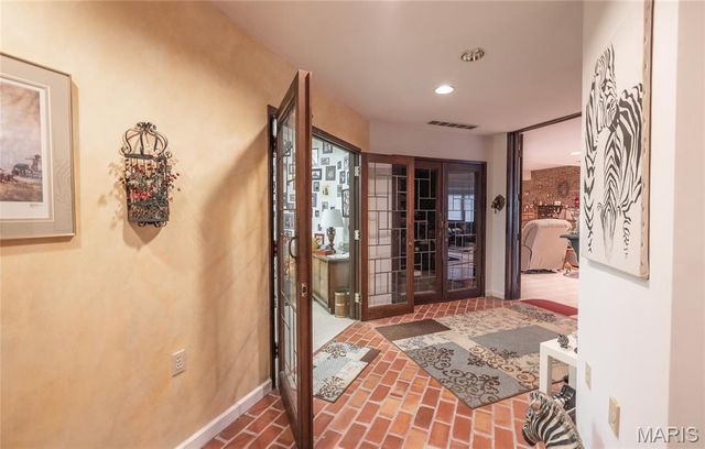 10335 Stoltz Drive, Rolla, MO 65401