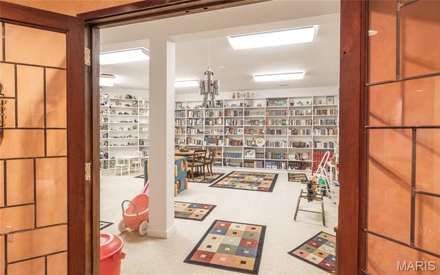 10335 Stoltz Drive, Rolla, MO 65401