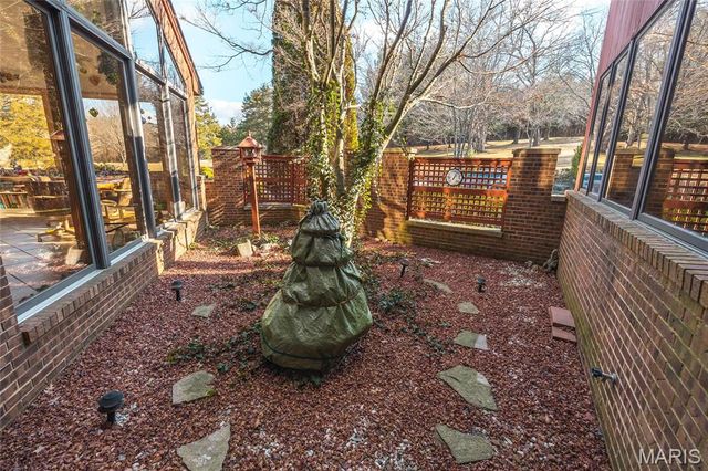 10335 Stoltz Drive, Rolla, MO 65401