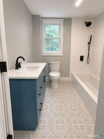 57 Middle Haddam Road, East Hampton, CT 06424