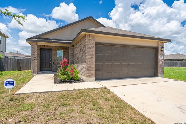 15531 Clove Spice, Von Ormy, TX 78073