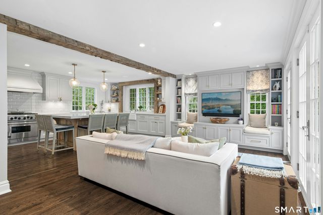 20 Buttonwood Lane, Darien, CT 06820