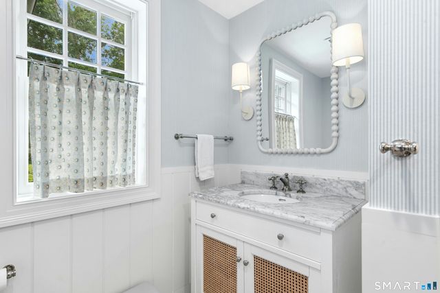 20 Buttonwood Lane, Darien, CT 06820