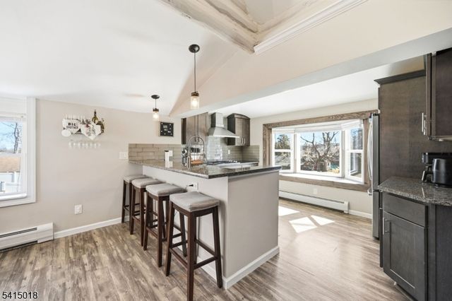 42 Woodside Dr, West Milford Twp., NJ 07480