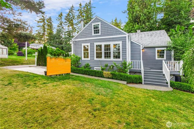 9809 Shepler Road NE, Bremerton, WA 98311
