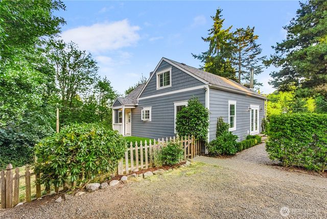9809 Shepler Road NE, Bremerton, WA 98311