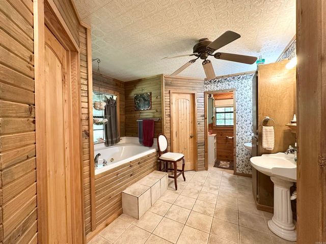 2701 Highway 35, Monticello, AR 71655