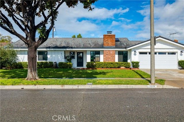 2779 E Lizbeth, Anaheim, CA 92806