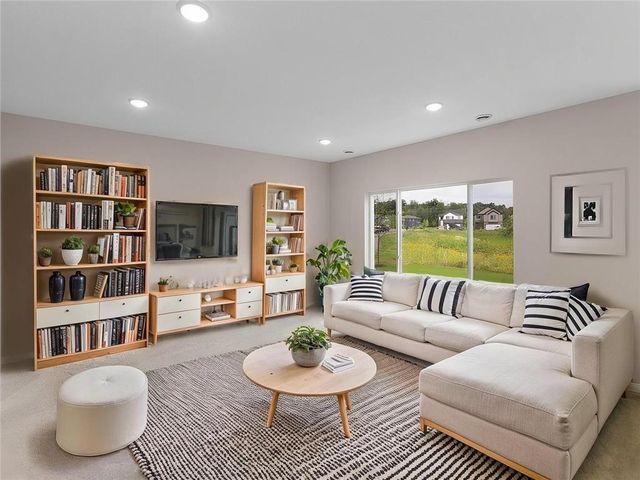 15911 Finale Court N, Hugo, MN 55038