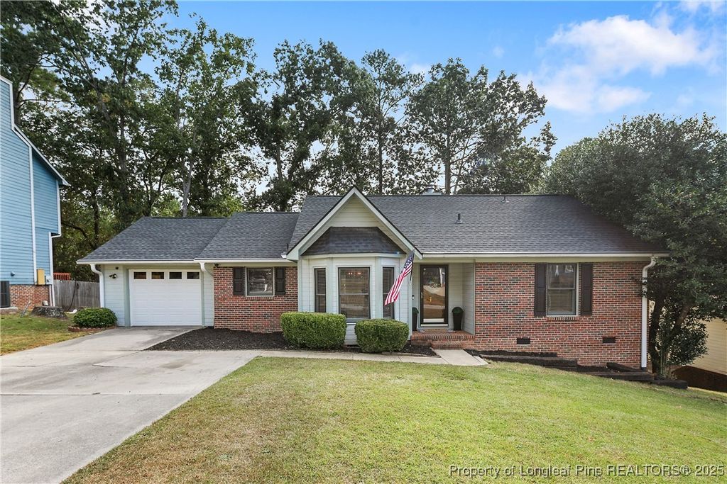 963 Flintwood Road, Fayetteville, NC 28314