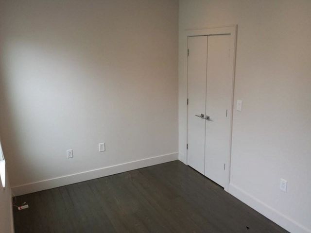 22 Harborview 2, Boston, MA 02125