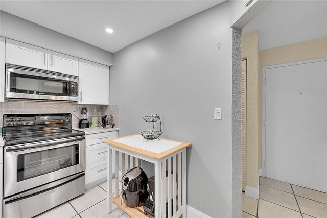 3909 N Ocean Boulevard 108, Fort Lauderdale, FL 33308