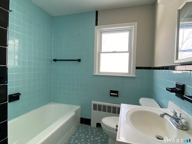 374 Torrington Road, Litchfield, CT 06759