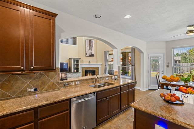 15607 Lavender Bay Lane, Cypress, TX 77429