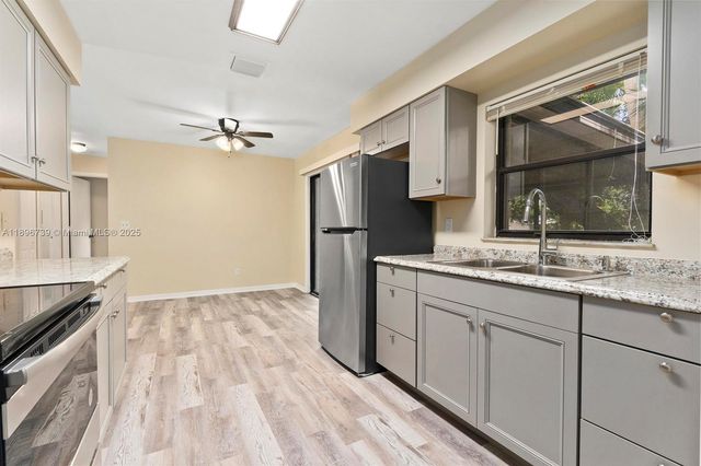 7502 Bayard Rd, Fort Pierce, FL 34951