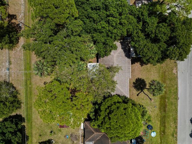 7502 Bayard Rd, Fort Pierce, FL 34951