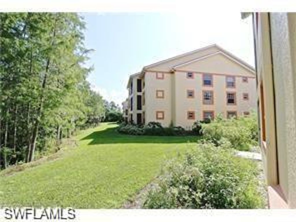 7950 Preserve CIR 812, Naples, FL 34119