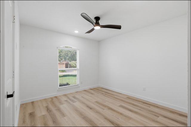 5216 Young Drive, The Colony, TX 75056