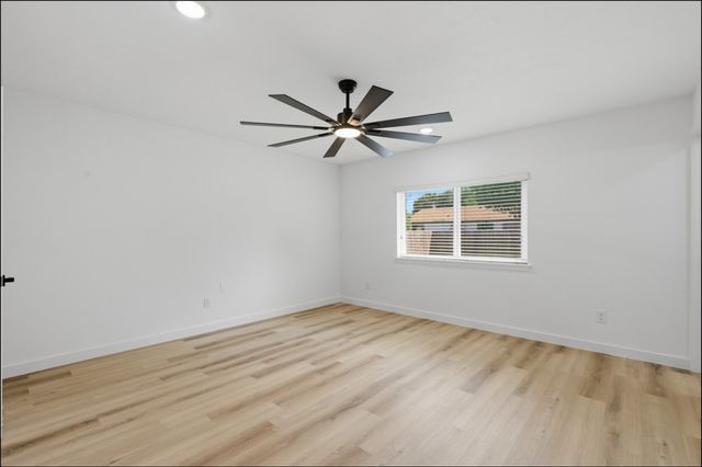 5216 Young Drive, The Colony, TX 75056