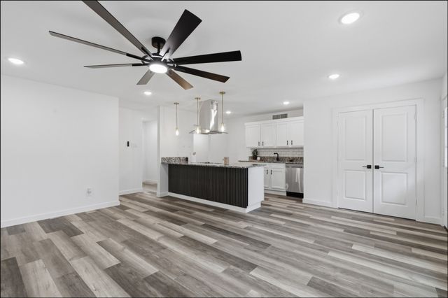 5216 Young Drive, The Colony, TX 75056