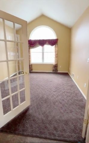 1224 Abbey Court, Westland, MI 48185