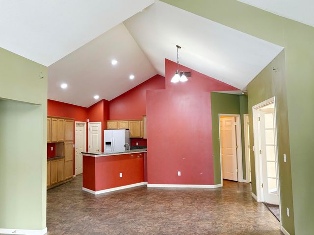 1224 Abbey Court, Westland, MI 48185