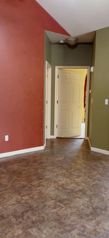 1224 Abbey Court, Westland, MI 48185