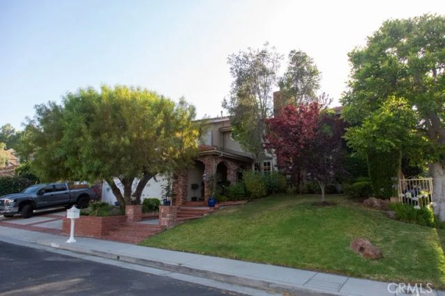 4511 Dulcinea Court, Woodland Hills, CA 91364