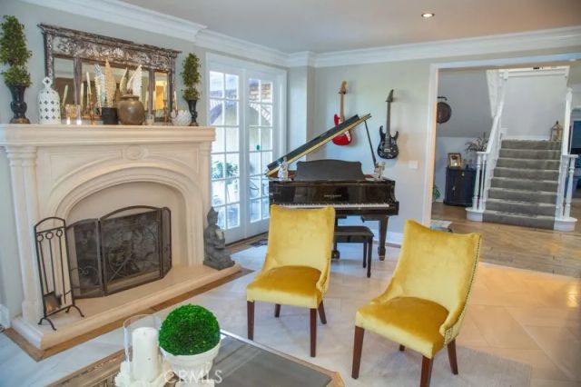4511 Dulcinea Court, Woodland Hills, CA 91364