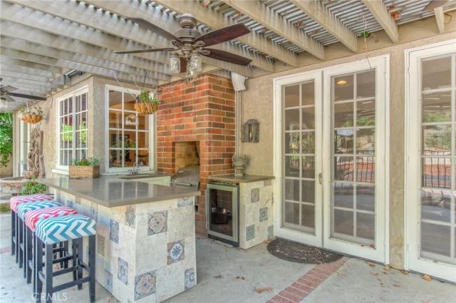 4511 Dulcinea Court, Woodland Hills, CA 91364