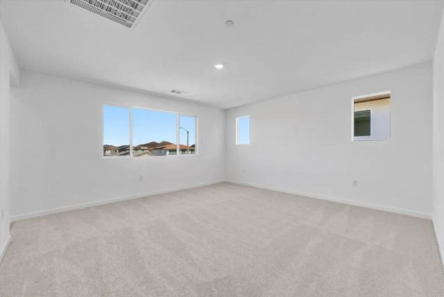 34427 Sakura Ln, Winchester, CA 92596