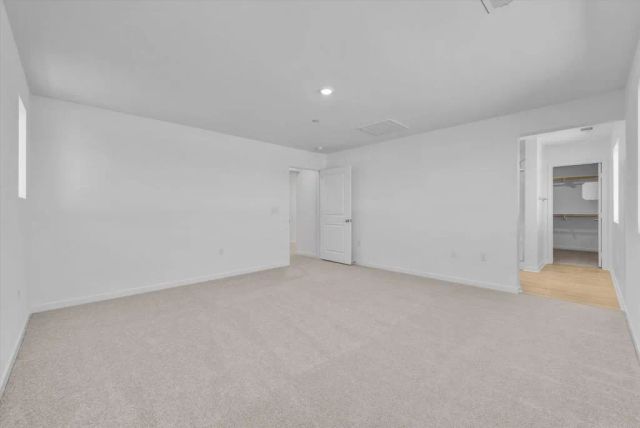 34427 Sakura Ln, Winchester, CA 92596