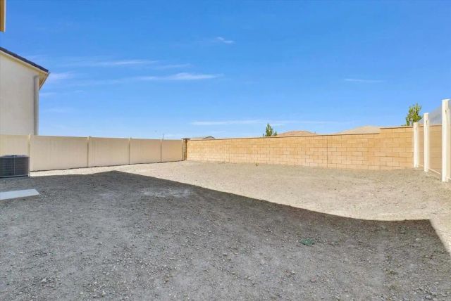34427 Sakura Ln, Winchester, CA 92596