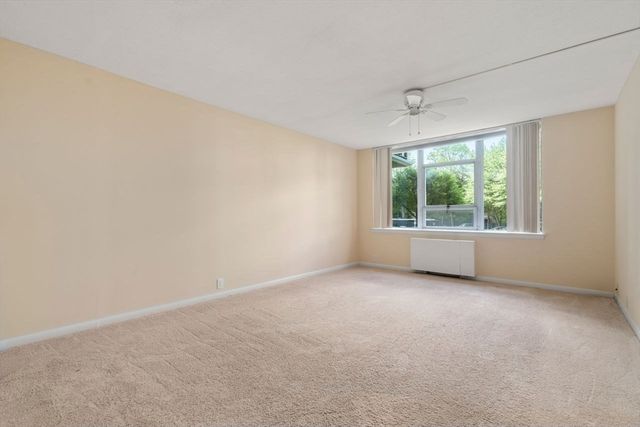 280 Boylston St 111, Newton, MA 02467