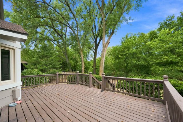 1515 S Spring Hollow Cir, Wichita, KS 67230